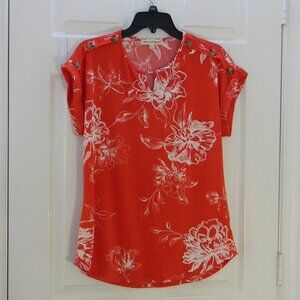 Above and Beyond Red Career Wear Top Floral Pattern Keyhole Patriotic NWT
